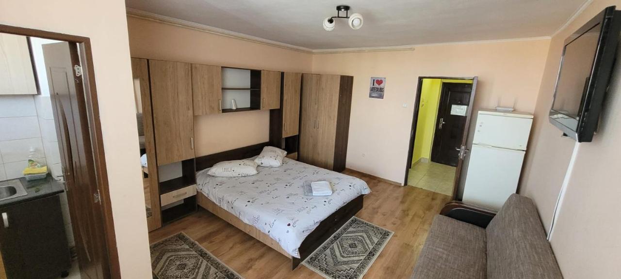 Flora Apartament Apartment ซาตูมาเร ภายนอก รูปภาพ